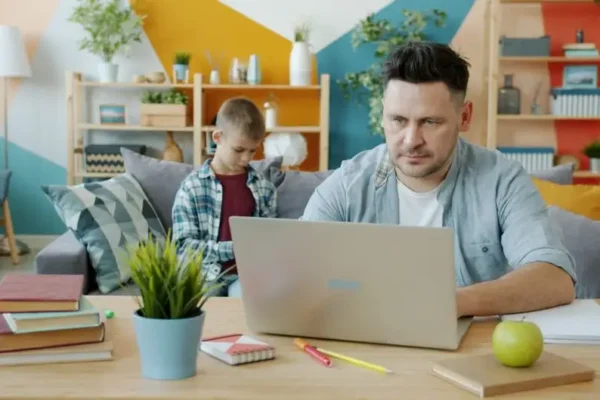 NIK zbada, czy program „Aktywny rodzic” ułatwia rodzicom łączenie pracy z opieką nad dziećmi