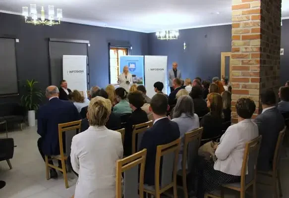 Haczów: podpisano umowy na dofinansowanie usuwania azbestu