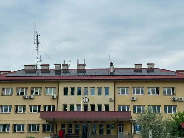 Gmina Nozdrzec inwestuje w fotowoltaikę – urząd gminy z własnym magazynem energii