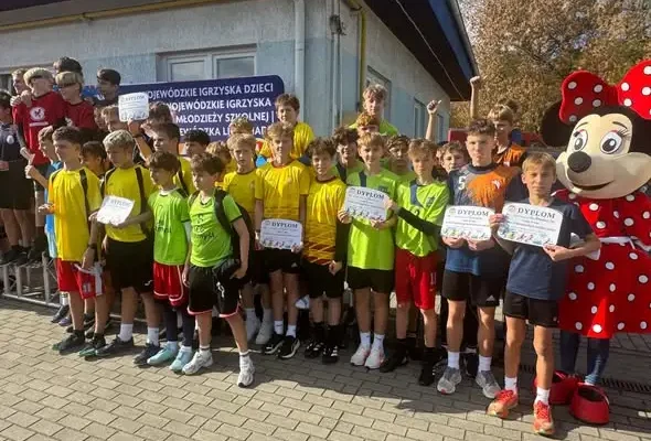 Sztafeta z Haczowa szósta w finale wojewódzkim w Stalowej Woli