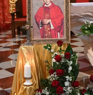 Brzozów uczcił bł. Jerzego Popiełuszkę. GAG i Danuta Gwizdała z tytułami „Zasłużony dla Powiatu”